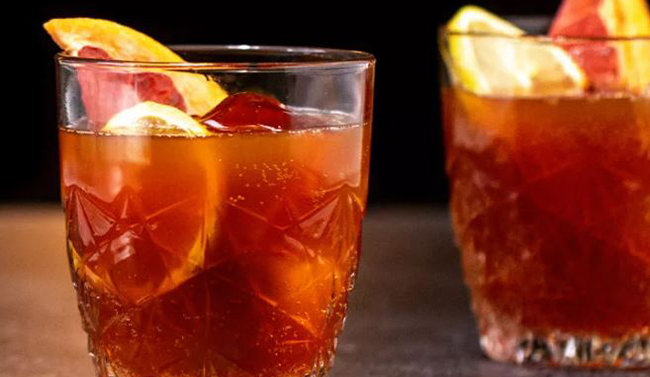 Cocktail with grapefruit