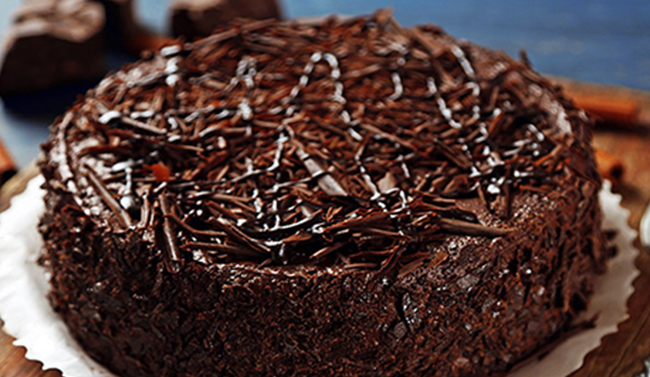 Red wine chocolate cake