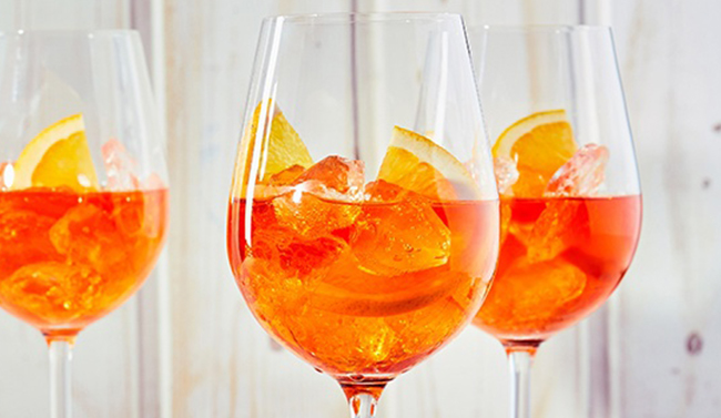 Venice prosecco spritz cocktail with fruit